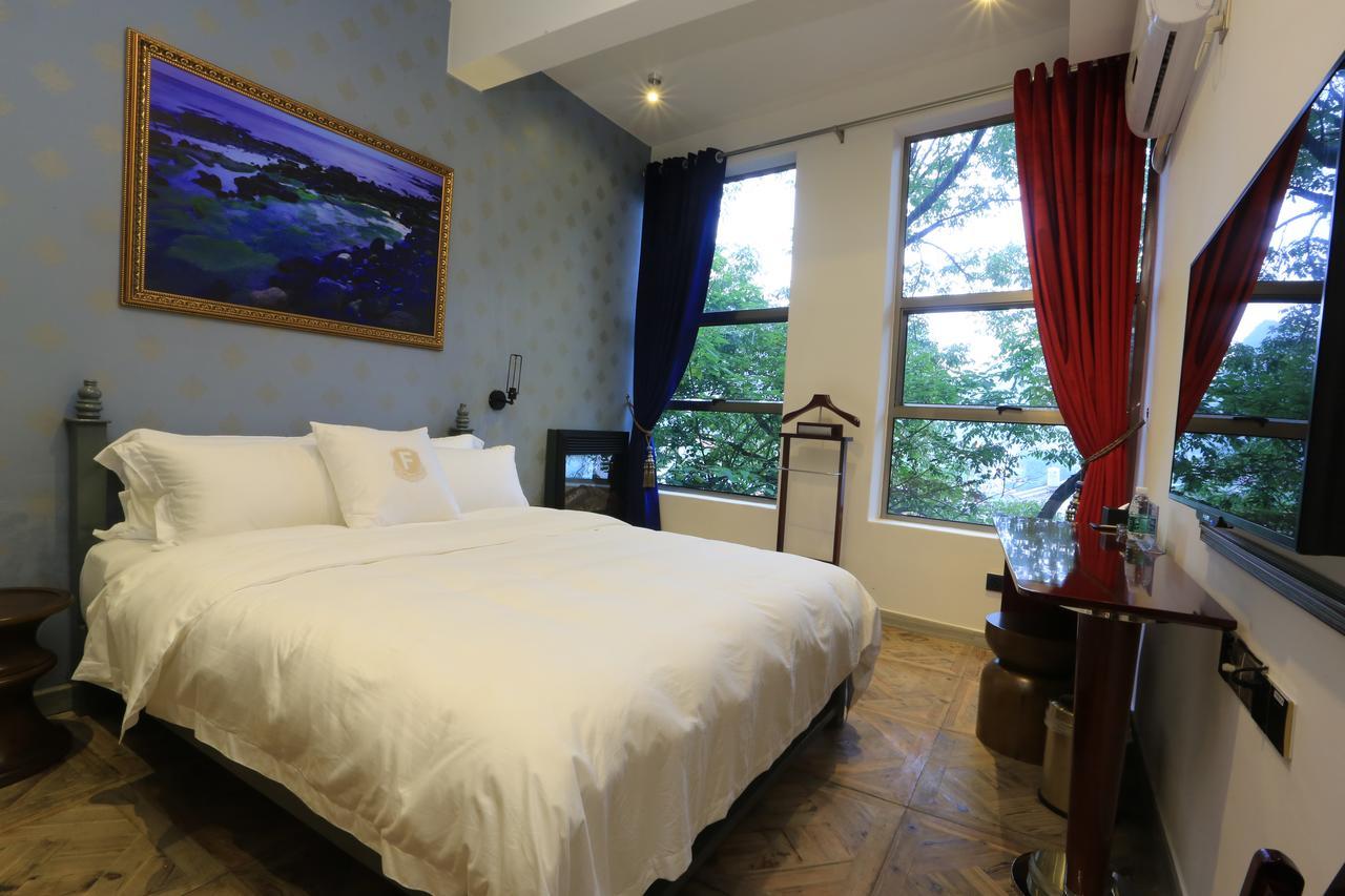 Fanli Hotel Yangshuo West Street Гуйлинь Экстерьер фото