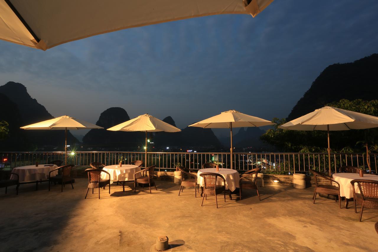 Fanli Hotel Yangshuo West Street Гуйлинь Экстерьер фото