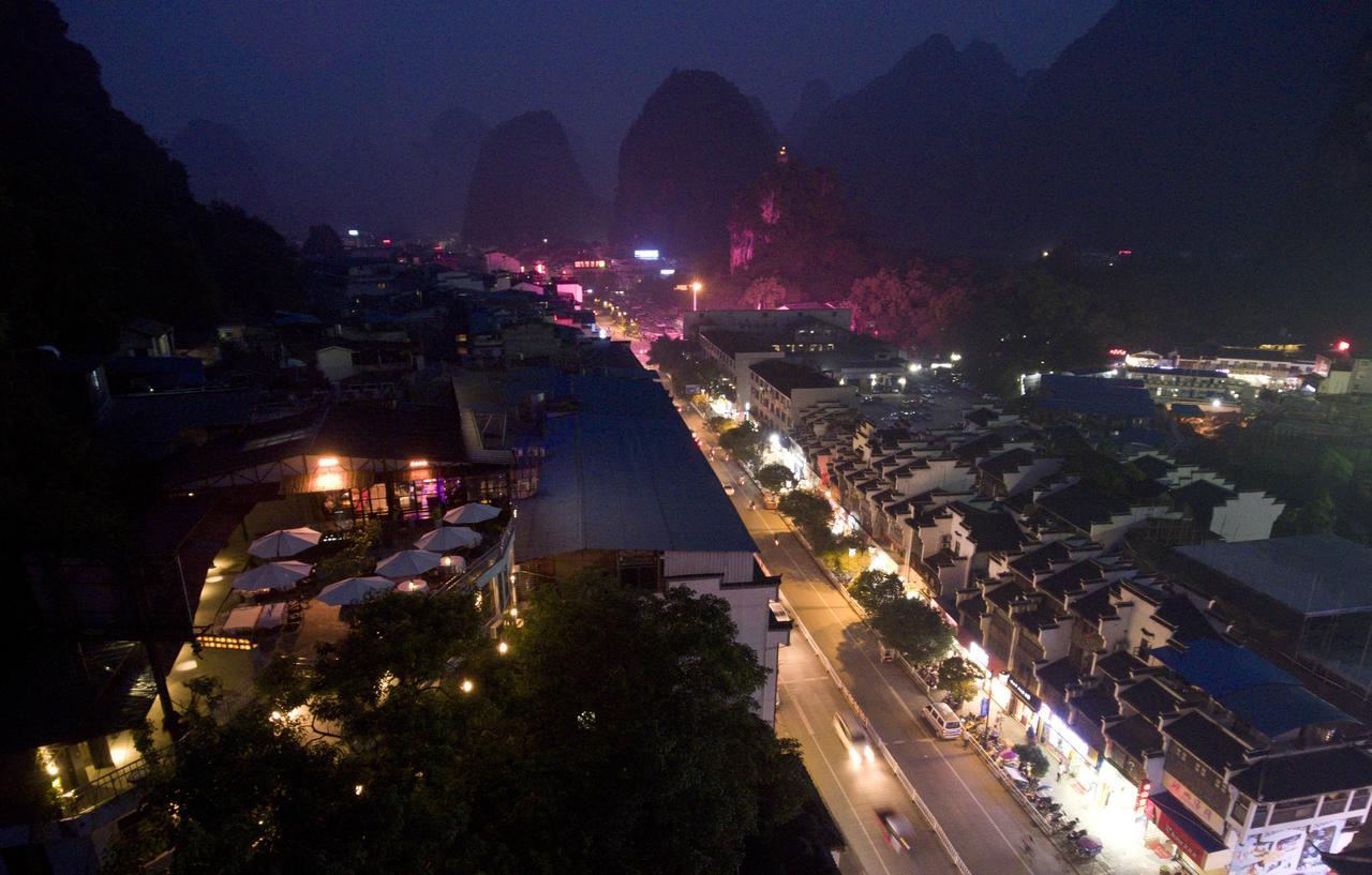 Fanli Hotel Yangshuo West Street Гуйлинь Экстерьер фото